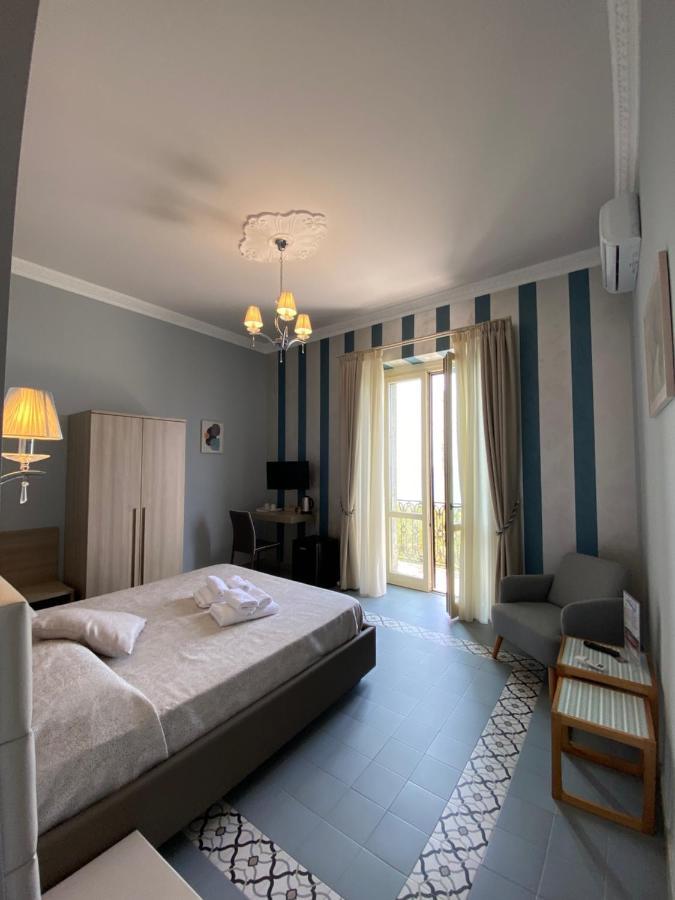 Dimora Le Pietre Del Mare Hotel Pizzo  Buitenkant foto