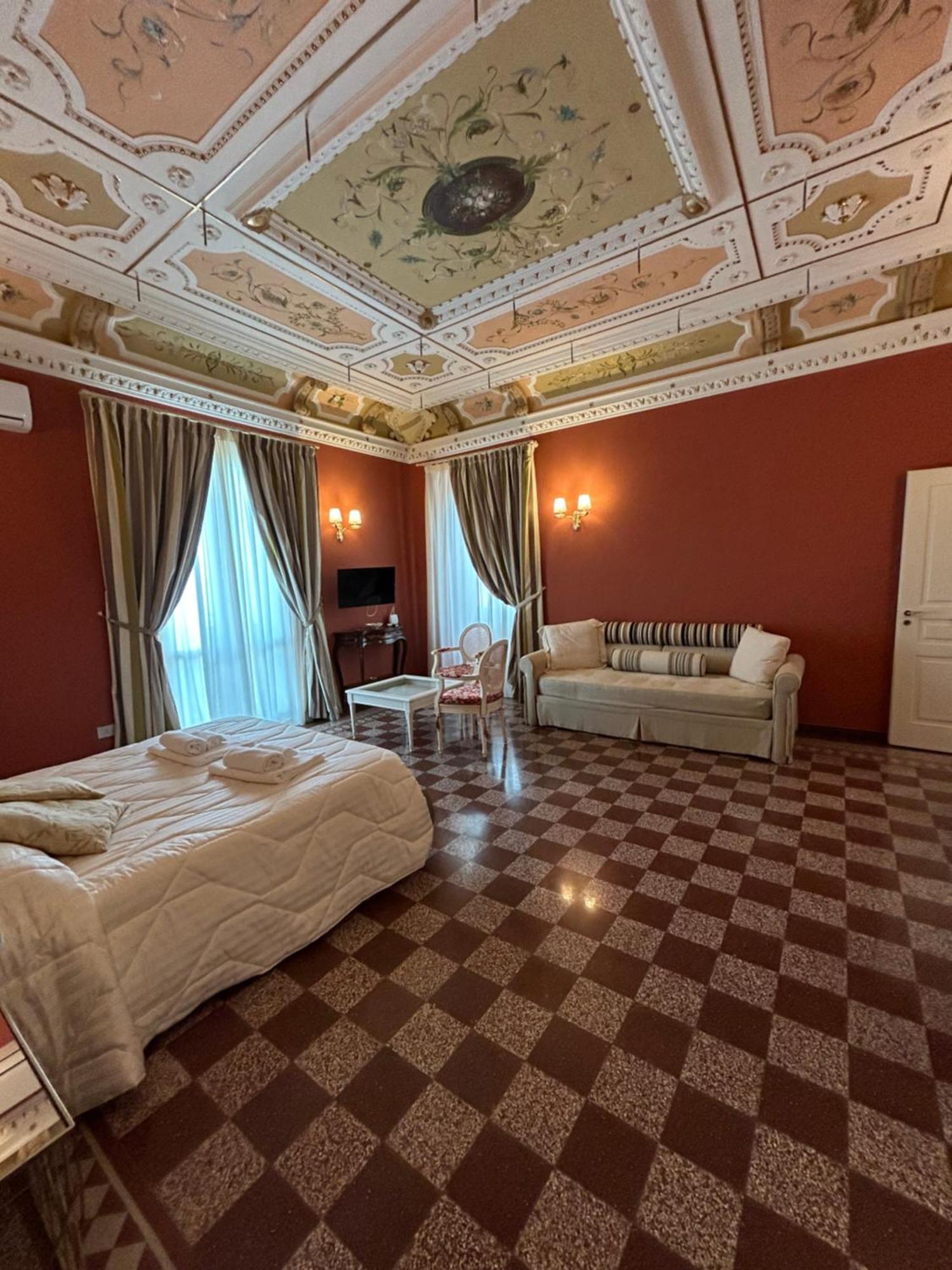 Dimora Le Pietre Del Mare Hotel Pizzo  Buitenkant foto
